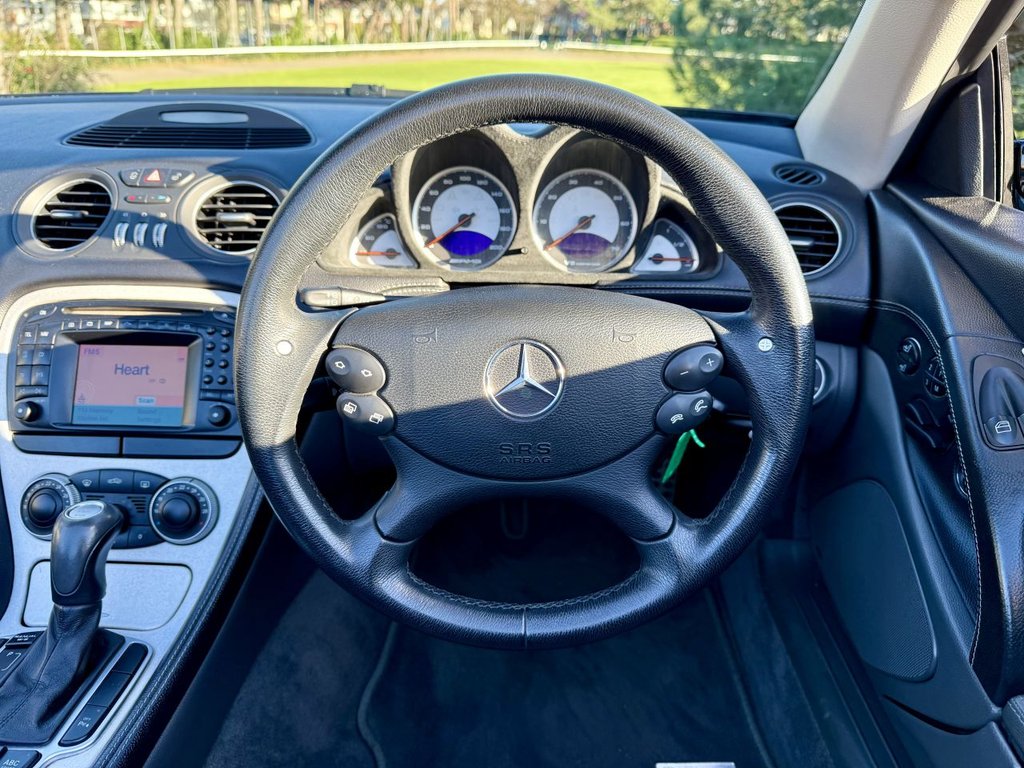 Used Mercedes-Benz SL 2003 for sale - 76241349: Photo 15