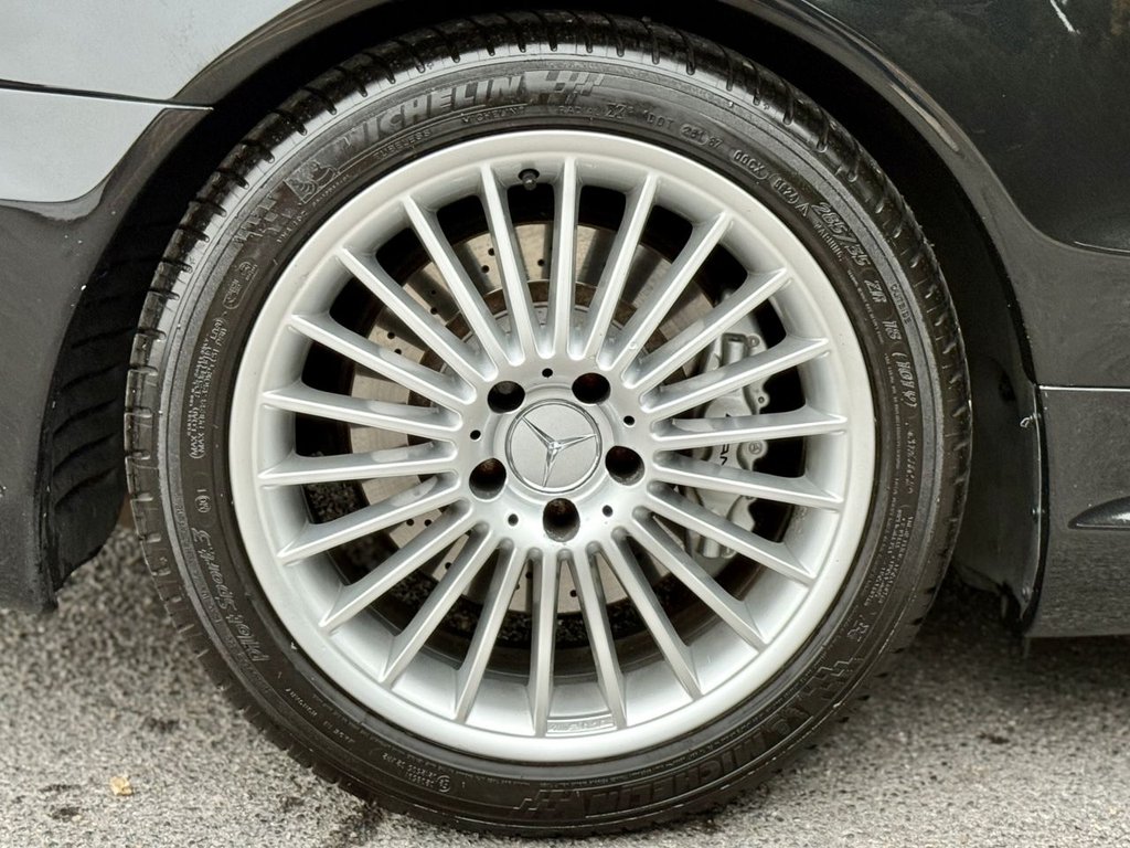 Used Mercedes-Benz SL 2003 for sale - 76241349: Photo 29