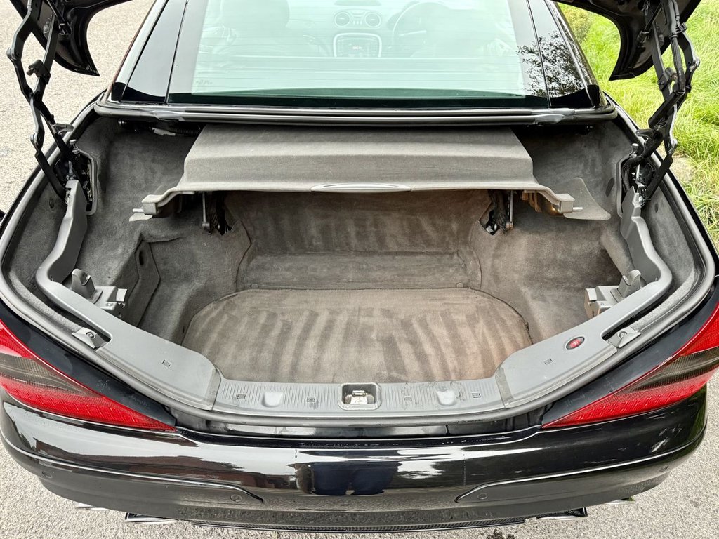 Used Mercedes-Benz SL 2003 for sale - 76241349: Photo 34