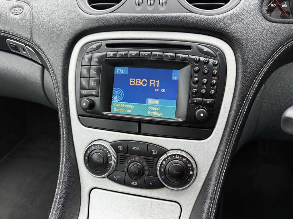 Used Mercedes-Benz SL 2003 for sale - 76241349: Photo 36