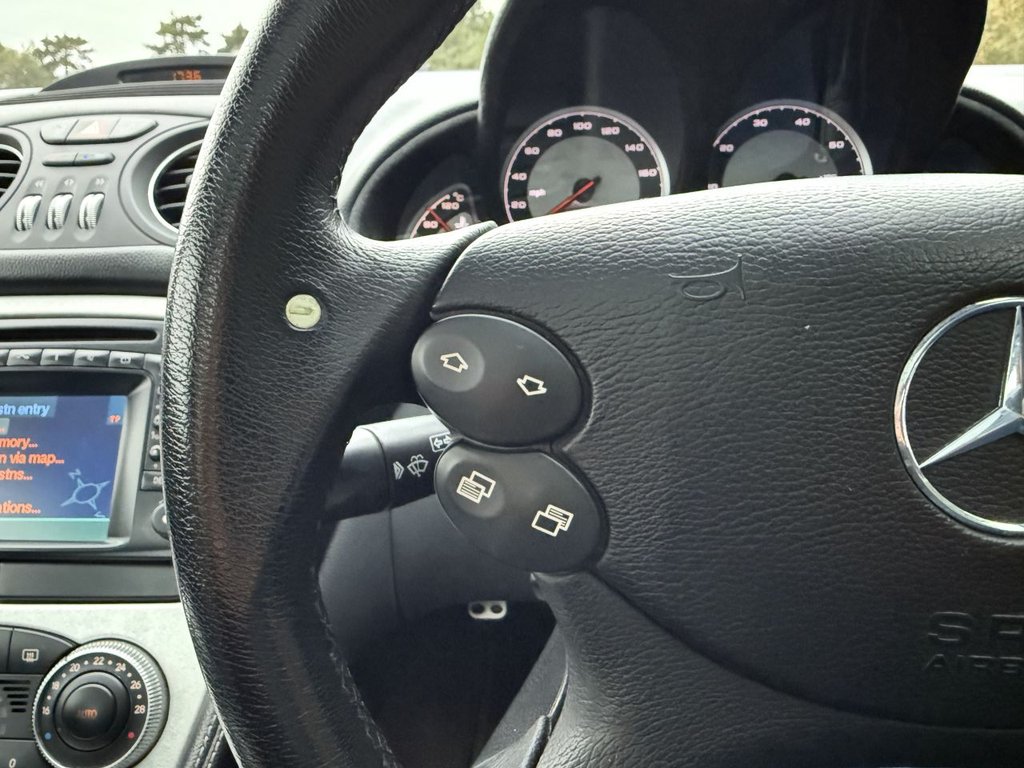 Used Mercedes-Benz SL 2003 for sale - 76241349: Photo 39