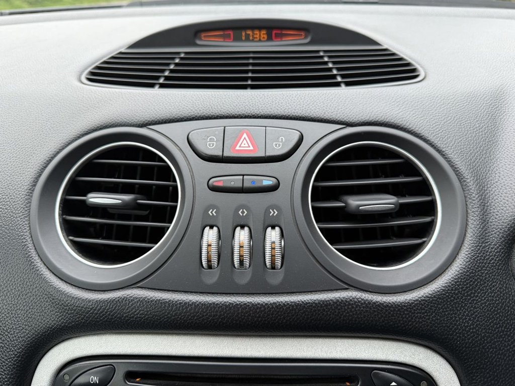 Used Mercedes-Benz SL 2003 for sale - 76241349: Photo 43