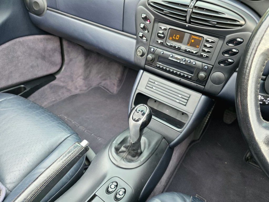 Used Porsche Boxster 2000 for sale - 76454305: Photo 17