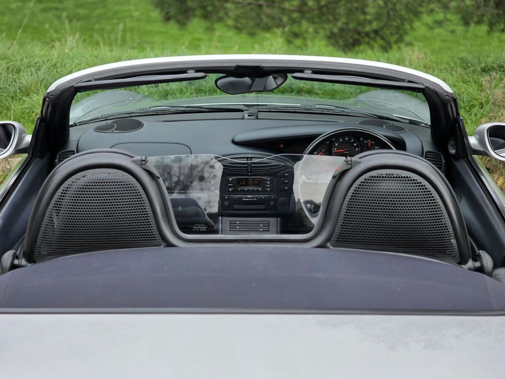 Used Porsche Boxster 2000 for sale - 76454305: Photo 27