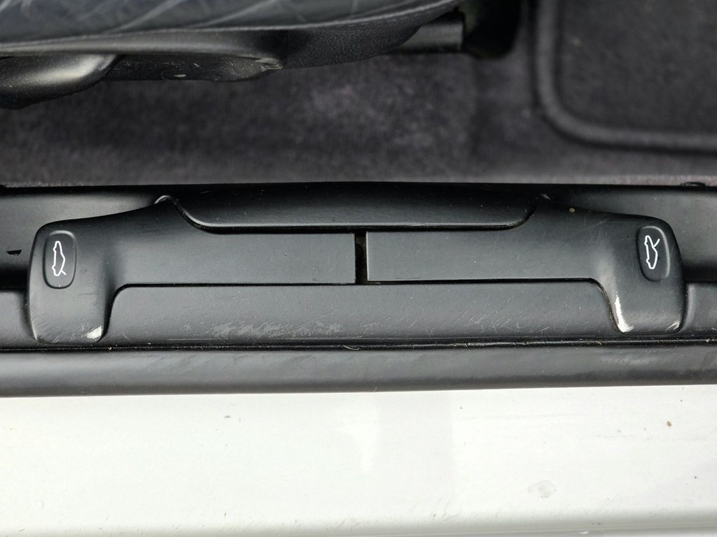 Used Porsche Boxster 2000 for sale - 76454305: Photo 29