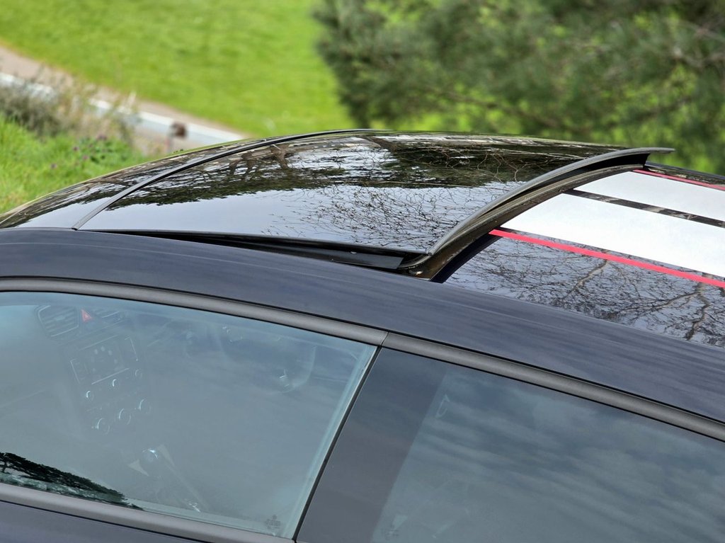 Used Volkswagen Scirocco 2014 for sale - 77437097: Photo 41