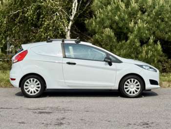 Used Ford Fiesta Van 2015 for sale - 74866342: Photo