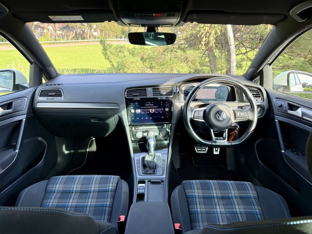 Used Volkswagen Golf 2018 for sale - 76546349: Photo 10