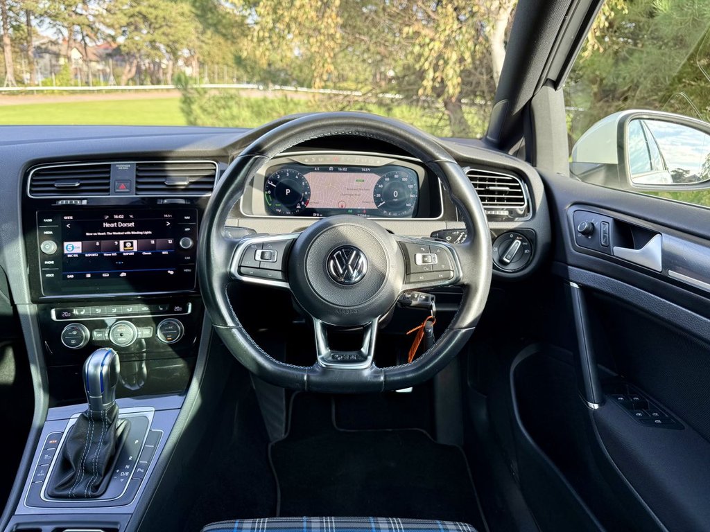 Used Volkswagen Golf 2018 for sale - 76546349: Photo 14