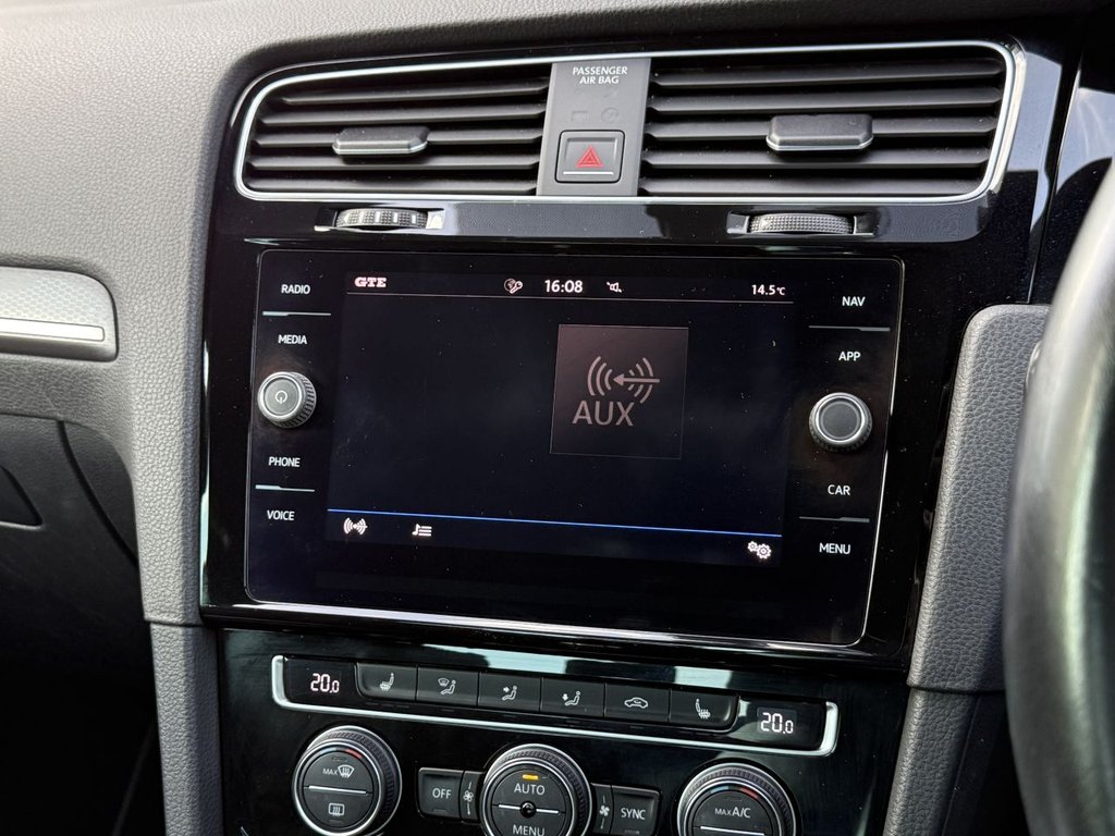 Used Volkswagen Golf 2018 for sale - 76546349: Photo 24