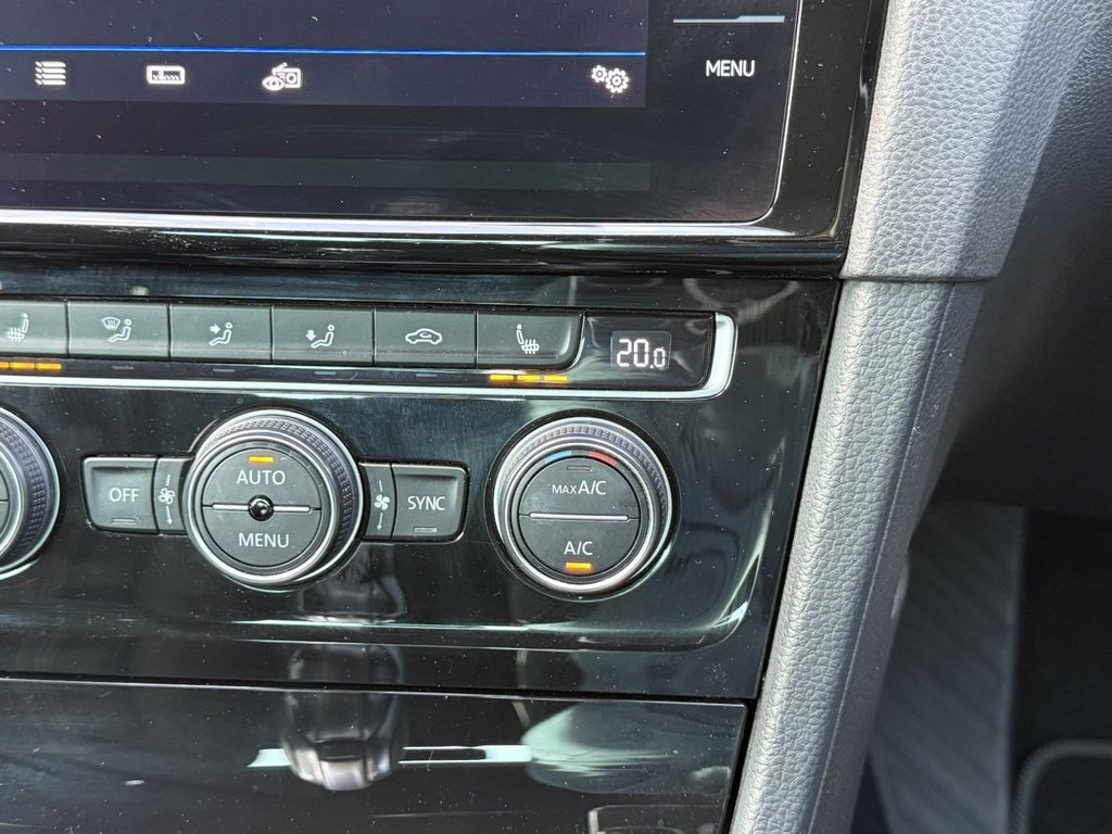 Used Volkswagen Golf 2018 for sale - 76546349: Photo 28