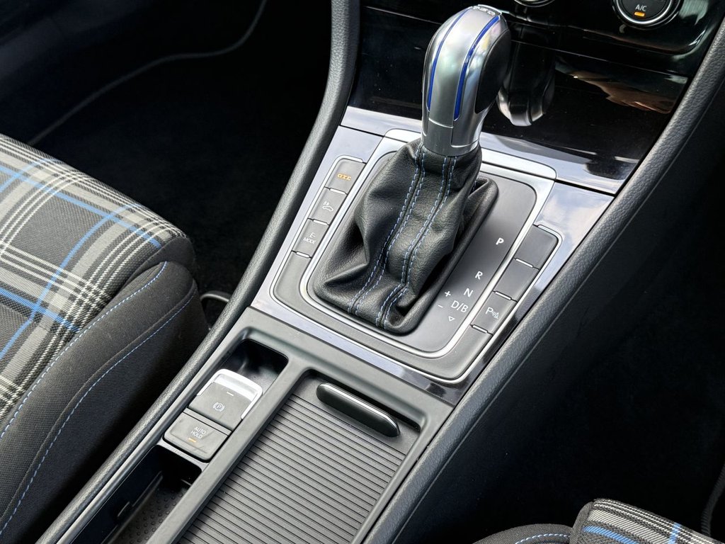 Used Volkswagen Golf 2018 for sale - 76546349: Photo 35