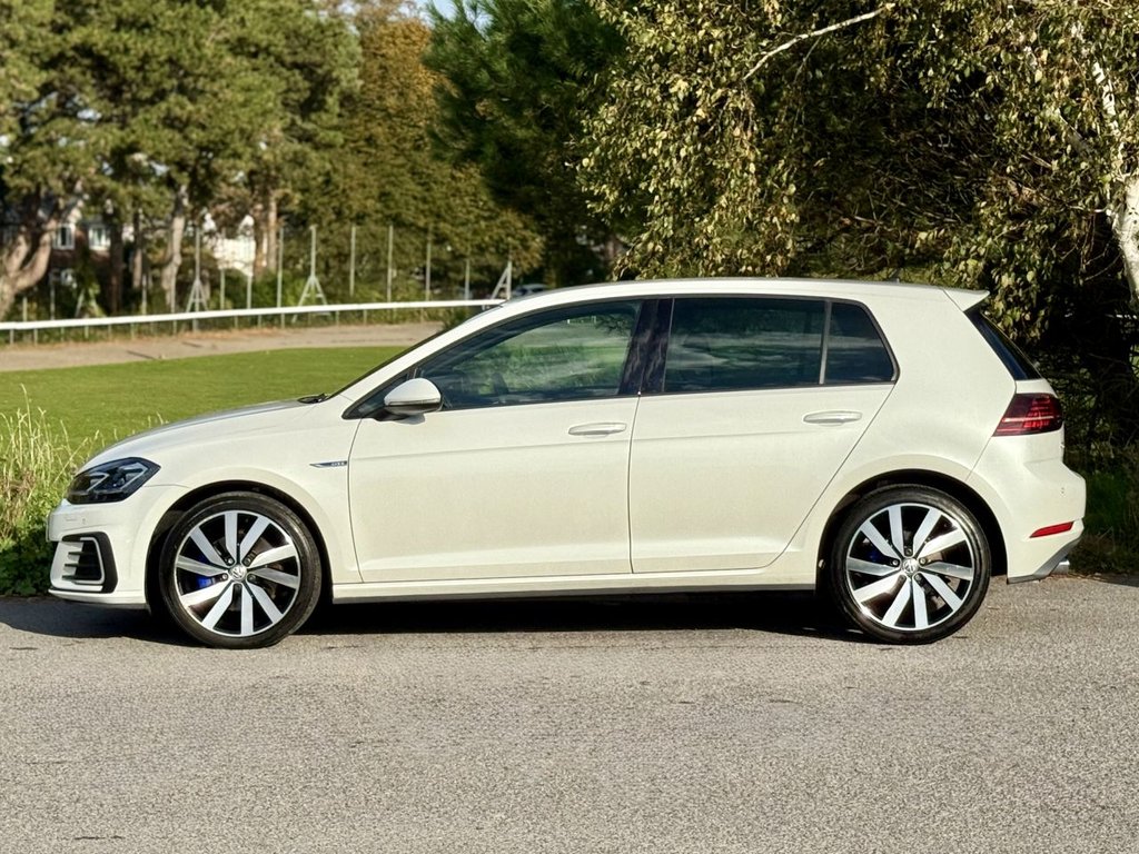 Used Volkswagen Golf 2018 for sale - 76546349: Photo 6