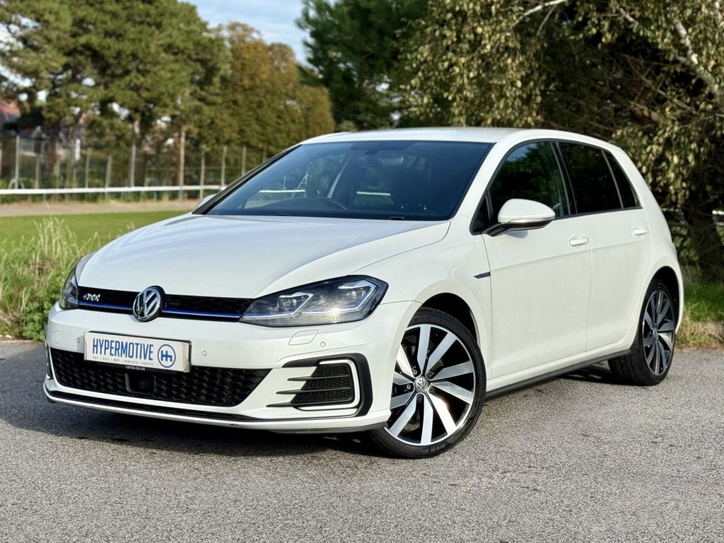 Used Volkswagen Golf 2018 for sale - 76546349: Photo 7