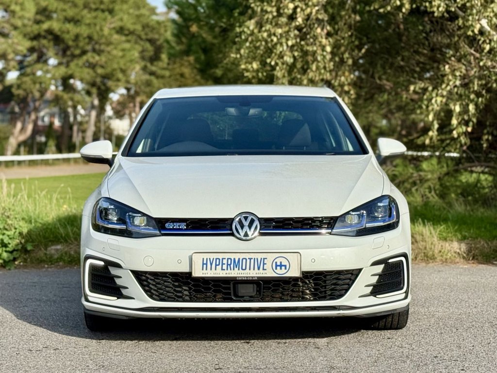 Used Volkswagen Golf 2018 for sale - 76546349: Photo 8