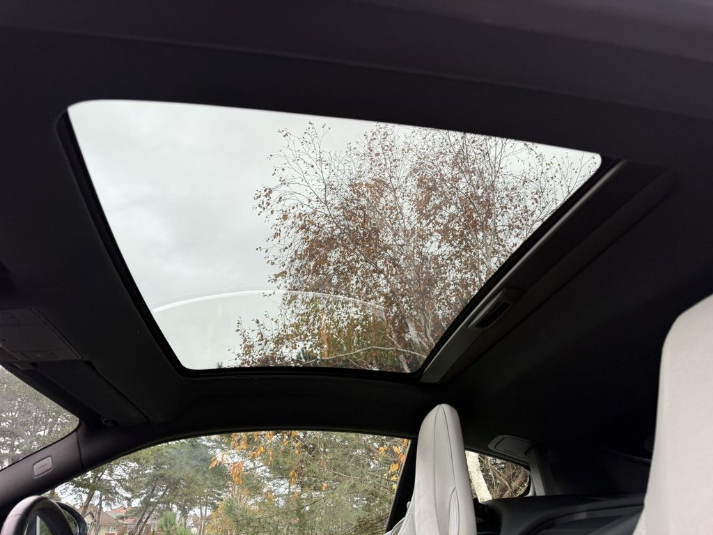 Used Jaguar F-Type 2018 for sale - 76509903: Photo 12