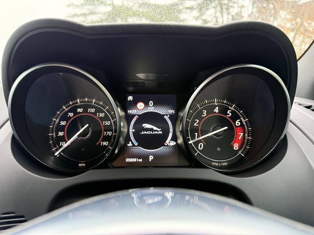 Used Jaguar F-Type 2018 for sale - 76509903: Photo 15