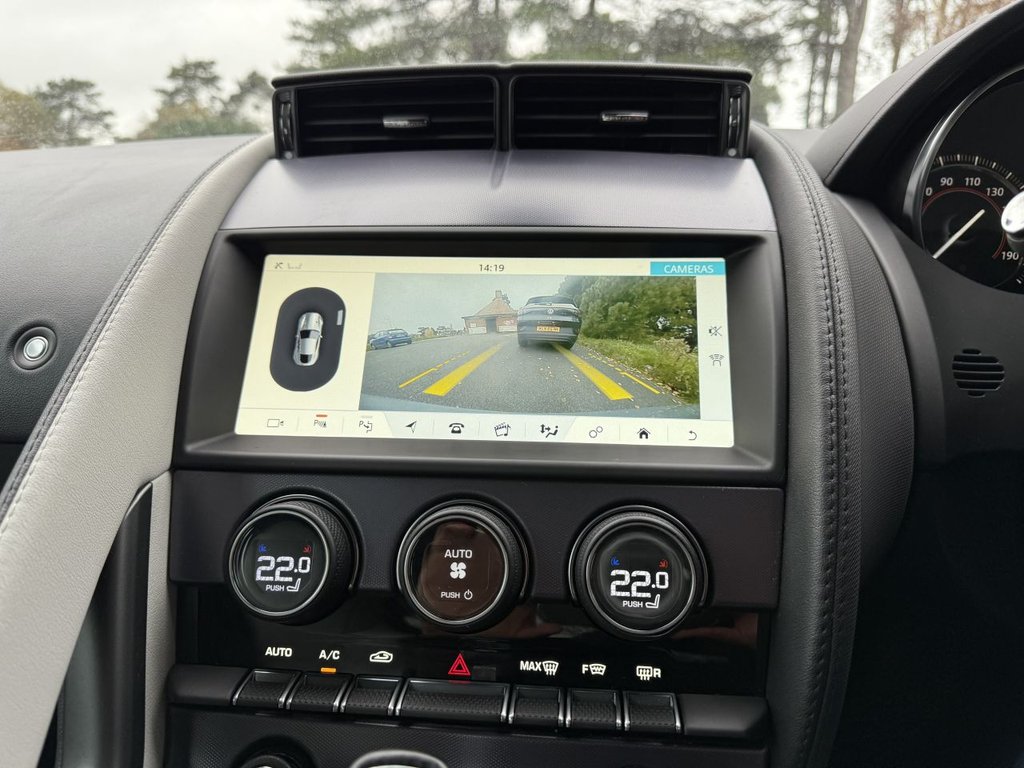 Used Jaguar F-Type 2018 for sale - 76509903: Photo 17