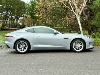 Used Jaguar F-Type 2018 for sale - 76509903: Photo