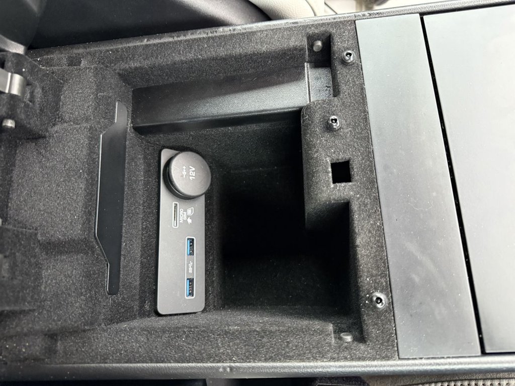 Used Jaguar F-Type 2018 for sale - 76509903: Photo 36