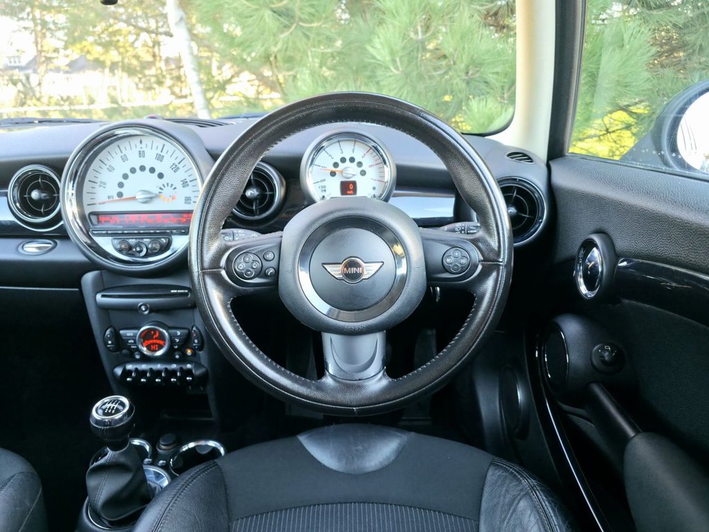 Used MINI Clubman 2010 for sale - 76655395: Photo 15