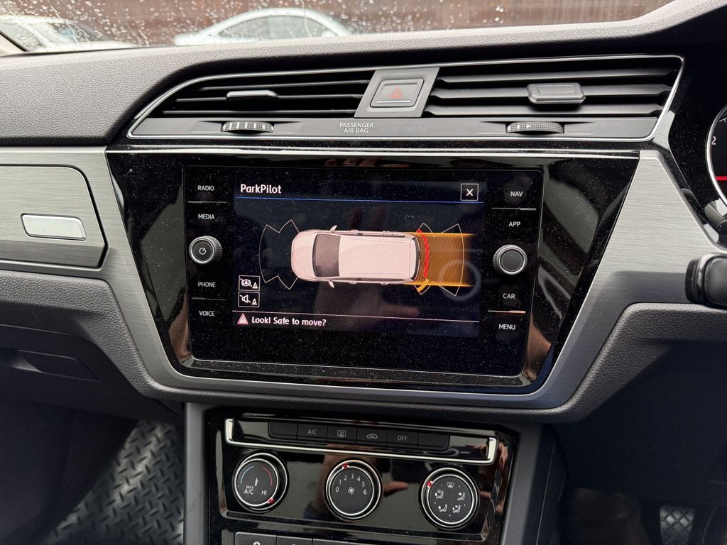 Used Volkswagen Touran 2020 for sale - 76973766: Photo 14