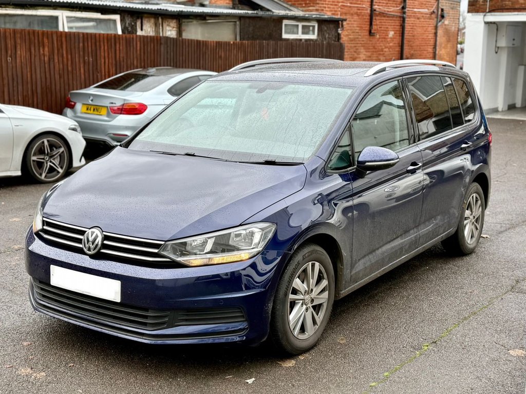 Used Volkswagen Touran 2020 for sale - 76973766: Photo 4