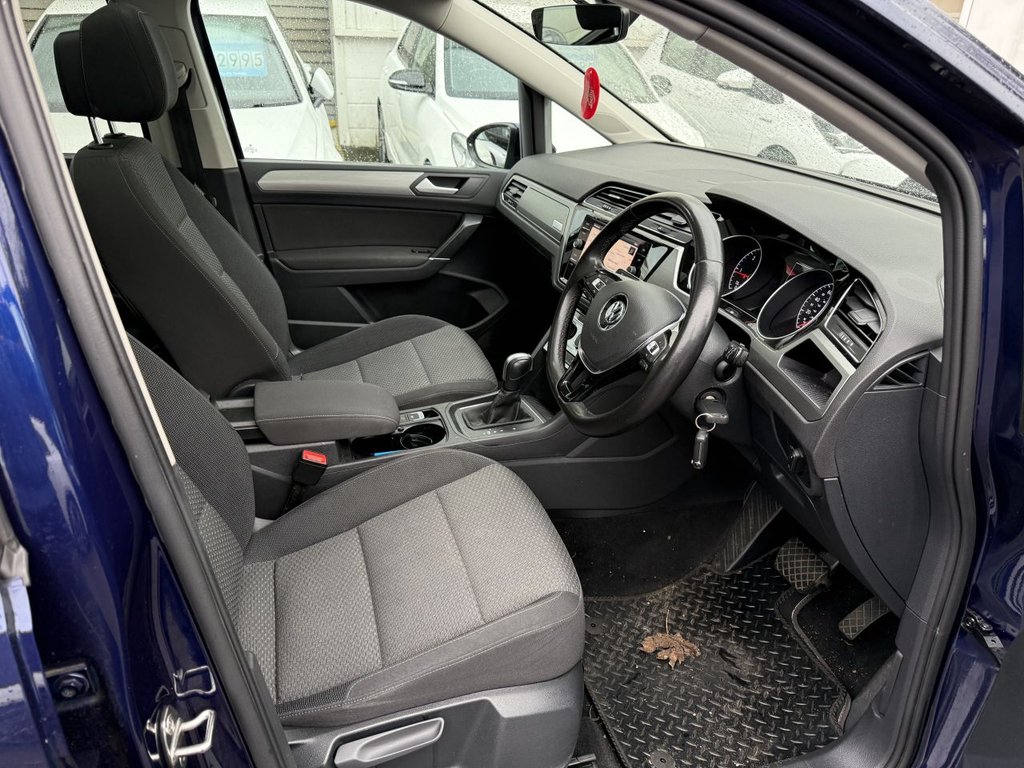 Used Volkswagen Touran 2020 for sale - 76973766: Photo 6