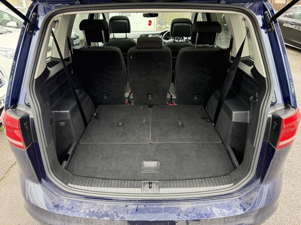 Used Volkswagen Touran 2020 for sale - 76973766: Photo 9