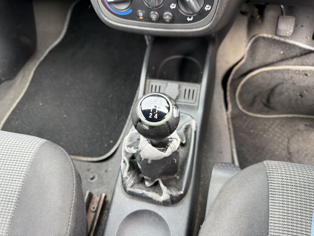 Used Vauxhall Corsa 2004 for sale - 78096934: Photo 12