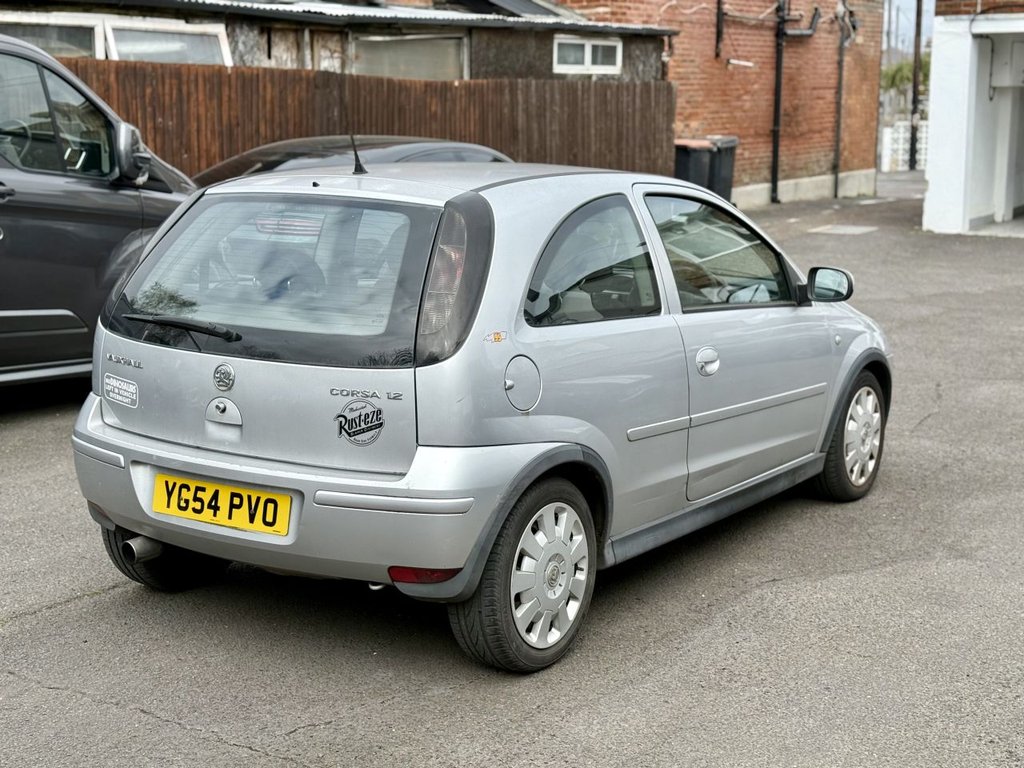 Used Vauxhall Corsa 2004 for sale - 78096934: Photo 3
