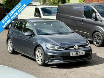 Used Volkswagen Golf 2019 for sale - 78864092: Photo