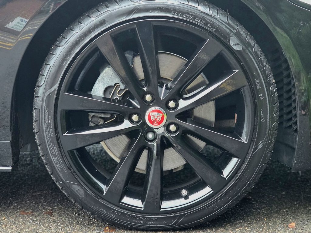 Used Jaguar XE 2016 for sale - 76590723: Photo 35