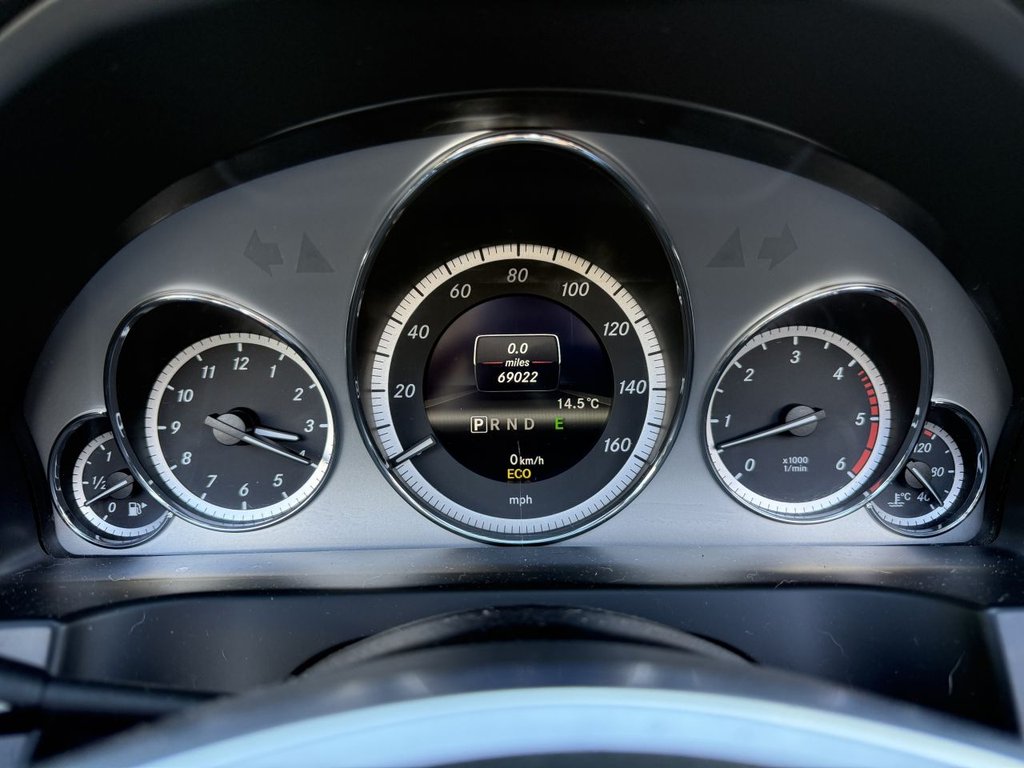 Used Mercedes-Benz E Class 2012 for sale - 77703732: Photo 10