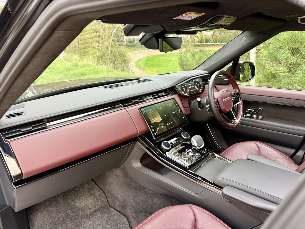 Used Land Rover Range Rover Sport 2023 for sale - 76973049: Photo 11