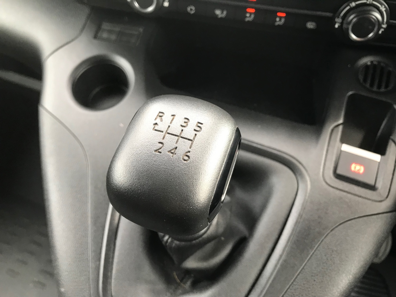 Used Peugeot Partner 2023 for sale - 77532169: Photo 11