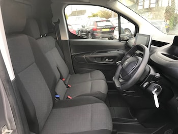 Used Peugeot Partner 2023 for sale - 77532169: Photo