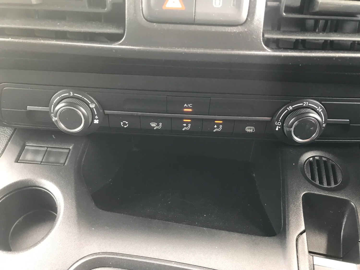 Used Peugeot Partner 2023 for sale - 77532169: Photo 8