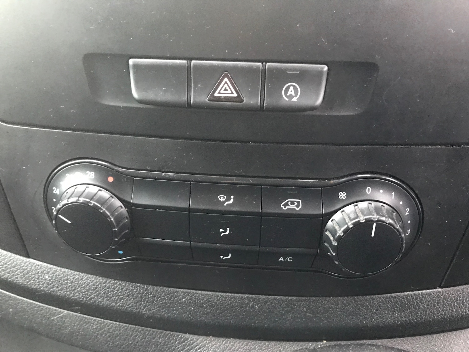 Used Mercedes-Benz Vito 2019 for sale - 77233670: Photo 9