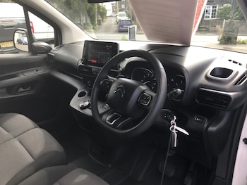 Used Citroen Berlingo 2023 for sale - 75391466: Photo