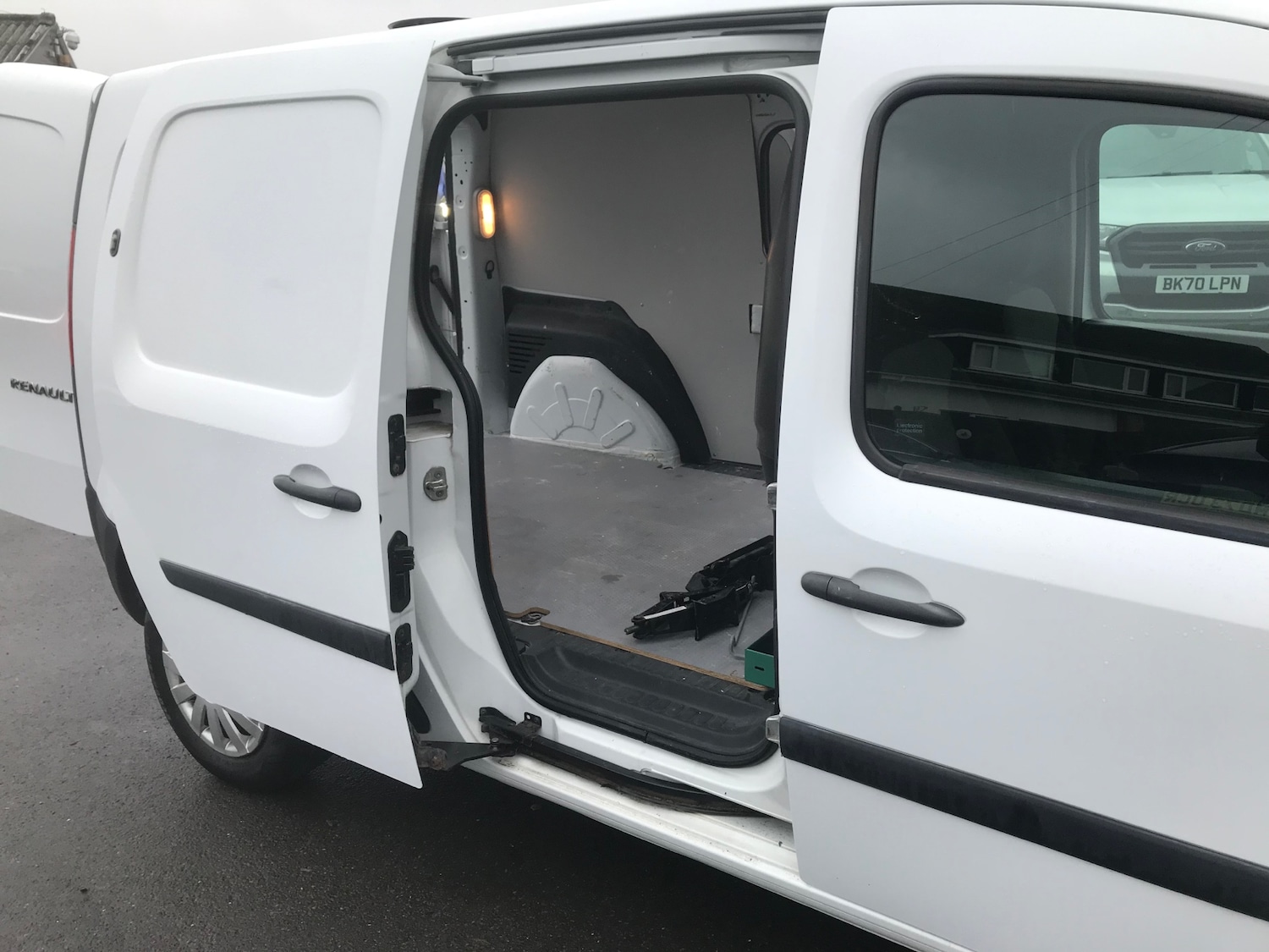 Used Renault Kangoo 2017 for sale - 76707459: Photo 10