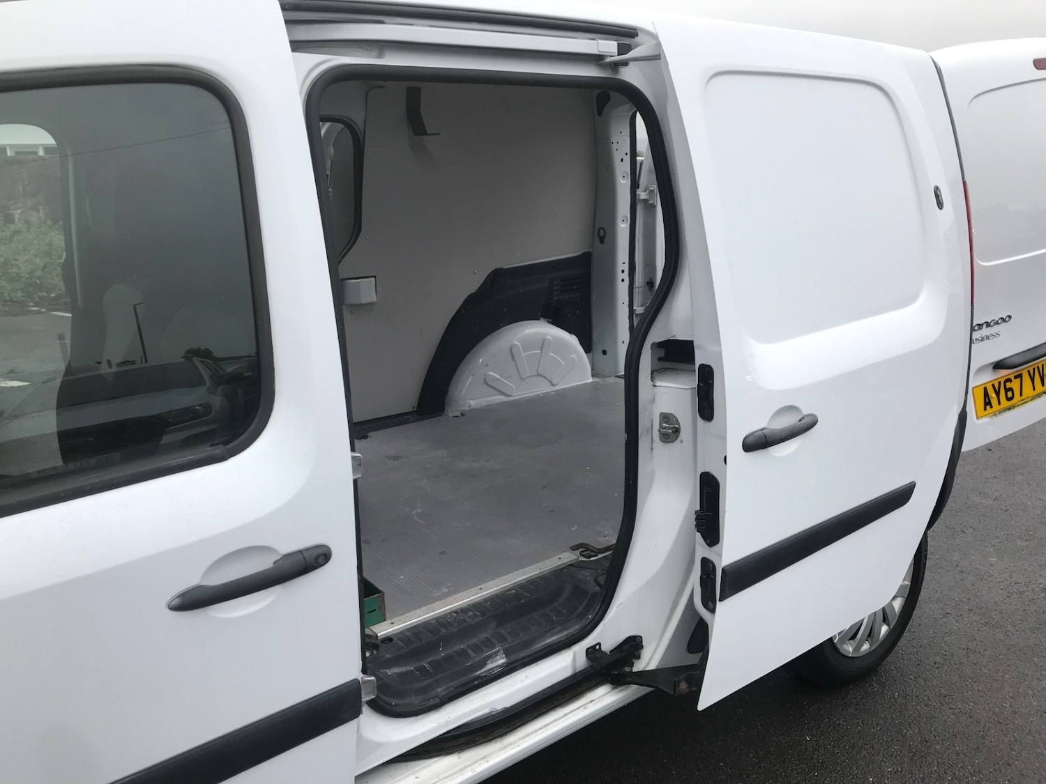 Used Renault Kangoo 2017 for sale - 76707459: Photo 8