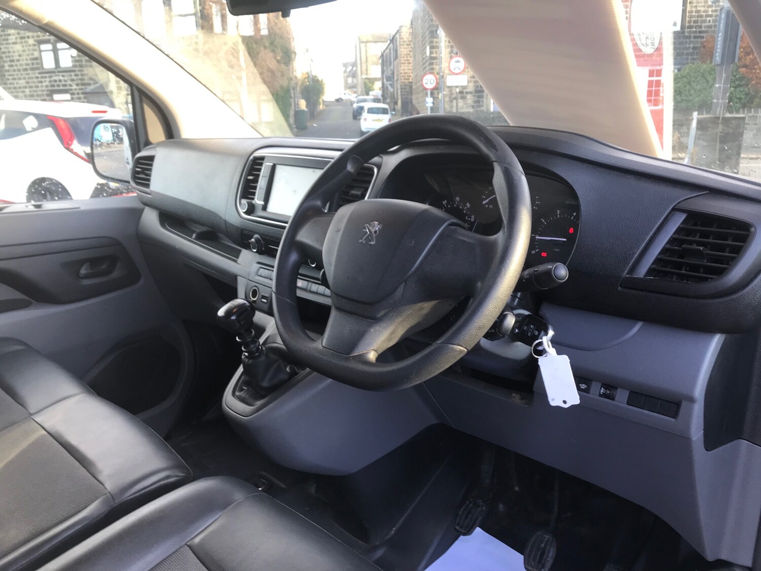 Used Peugeot Expert 2018 for sale - 76611696: Photo 4