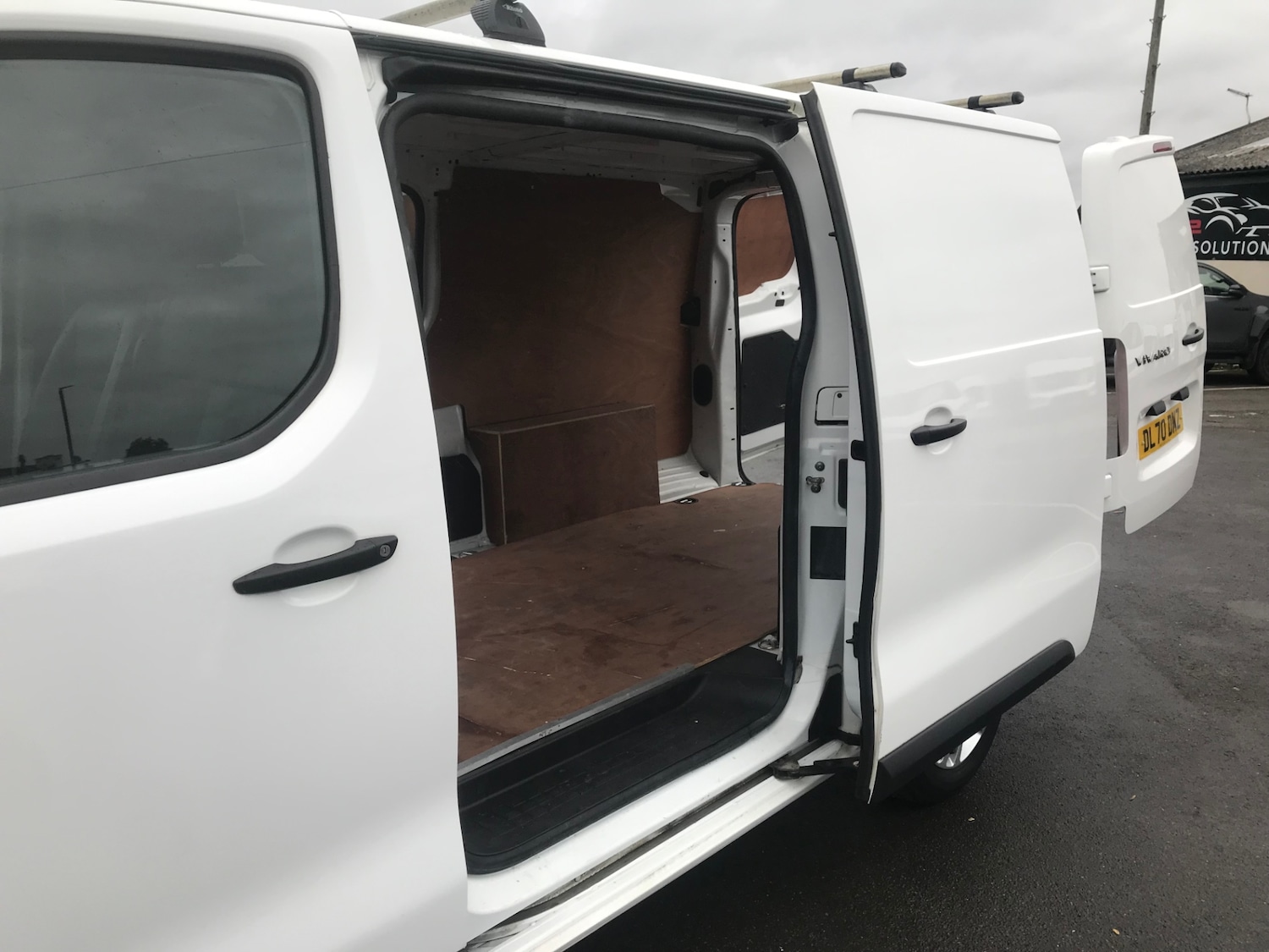 Used Vauxhall Vivaro 2020 for sale - 77651093: Photo 16