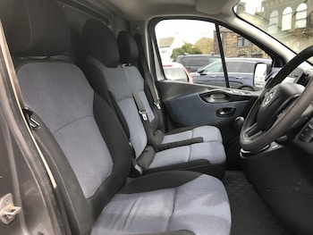 Used Vauxhall Vivaro 2018 for sale - 78210169: Photo