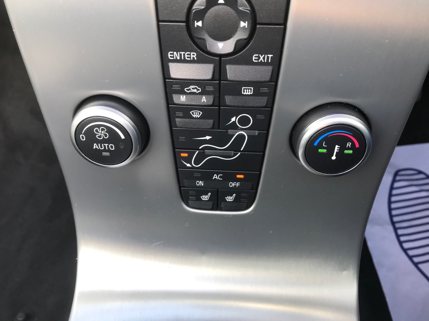 Used Volvo C70 2008 for sale - 78011360: Photo 8