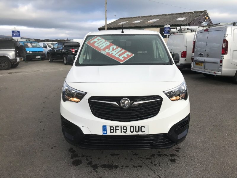 Used Vauxhall Combo 2019 for sale - 76412440: Photo 2
