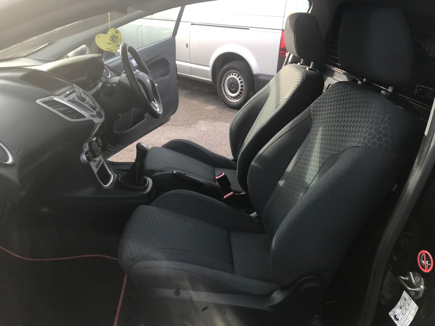 Used Ford Fiesta 2012 for sale - 76391895: Photo 10