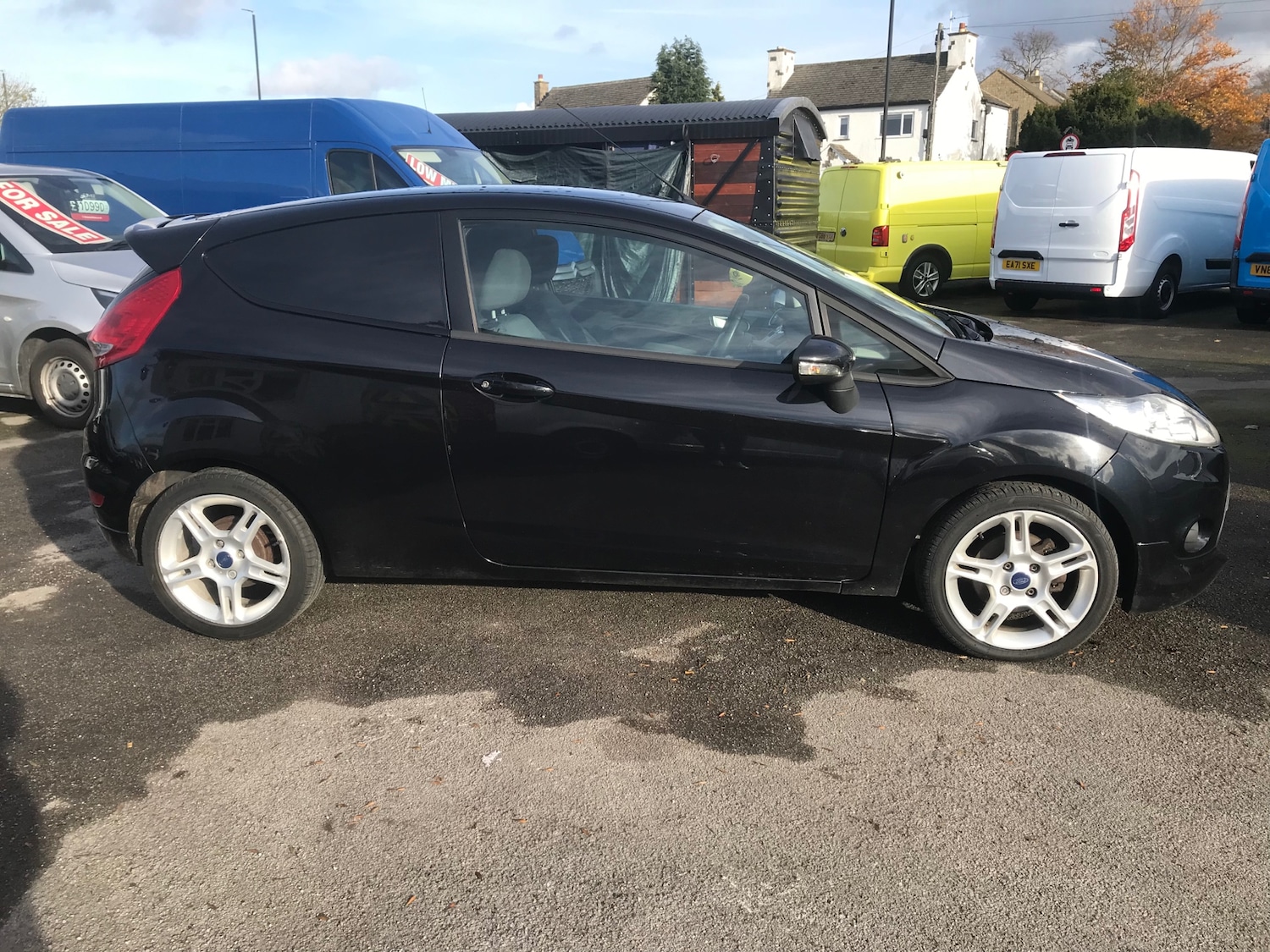 Used Ford Fiesta 2012 for sale - 76391895: Photo 15