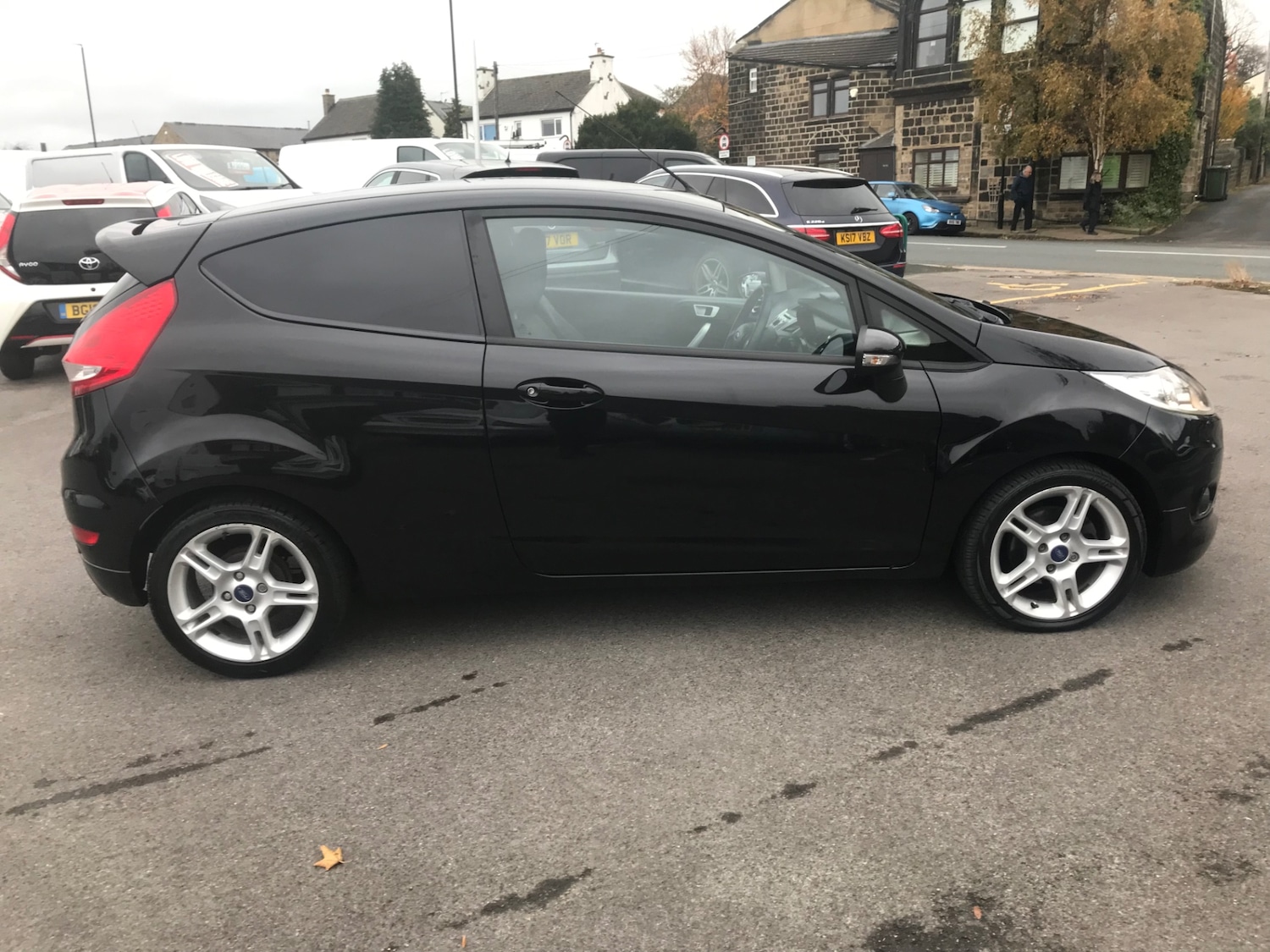 Used Ford Fiesta 2012 for sale - 76391895: Photo 17